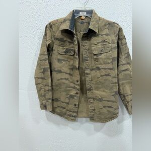 Boys Size 14 Tailor Vintage Camouflage  Button Down Shirt Outdoors